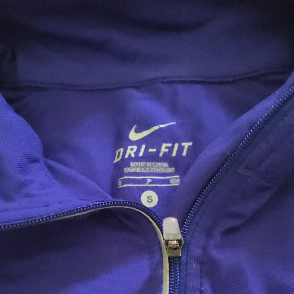 Nike Deep Blue Half-Zip Pullover - Picture 2 of 4